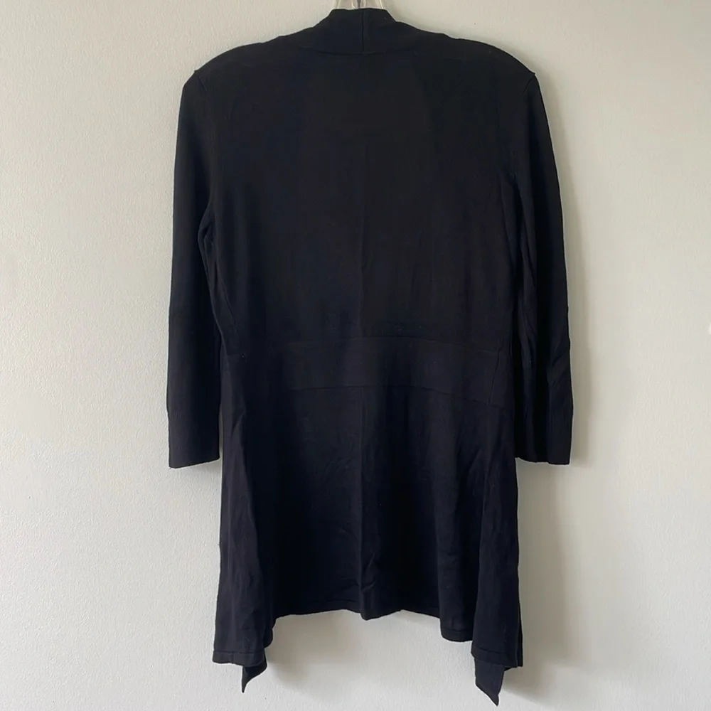 lightweight black cardigan with elbow buttons - Picture 4 of 5
